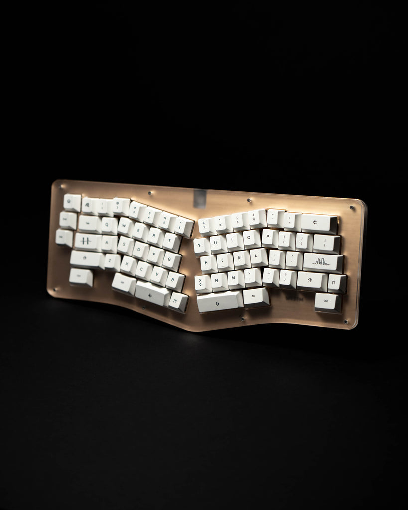 custom mechanical keyboard case with engraving